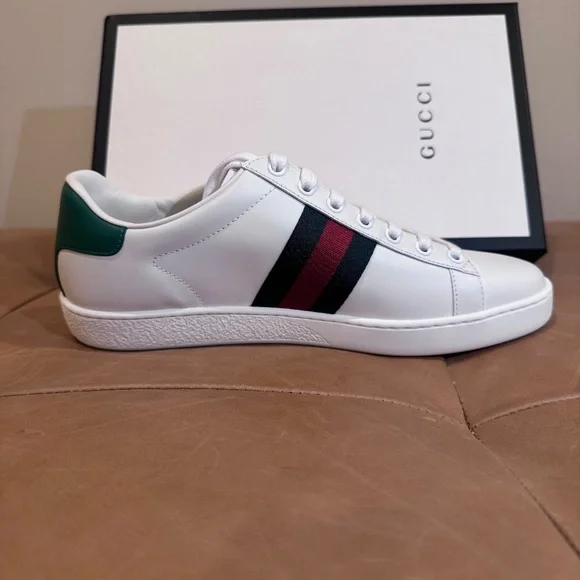 Gucci Ace Embroidered Sneakers - Cat & Piglet Edition - Size 37.5 - BRAND NEW - Picture 3 of 7